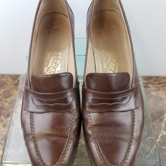 Salvatore Ferragamo Brown Leather Italy Pumps 8.5B - Picture 4 of 8